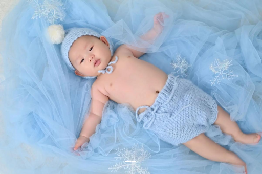 贺州宝宝要不要穿袜子